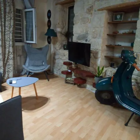 Διαμέρισμα Cave House